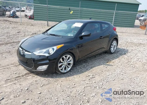 2012 Hyundai Veloster Base W/Red/Black из США, поврежденный, VIN KMHTC6ADXCU053810